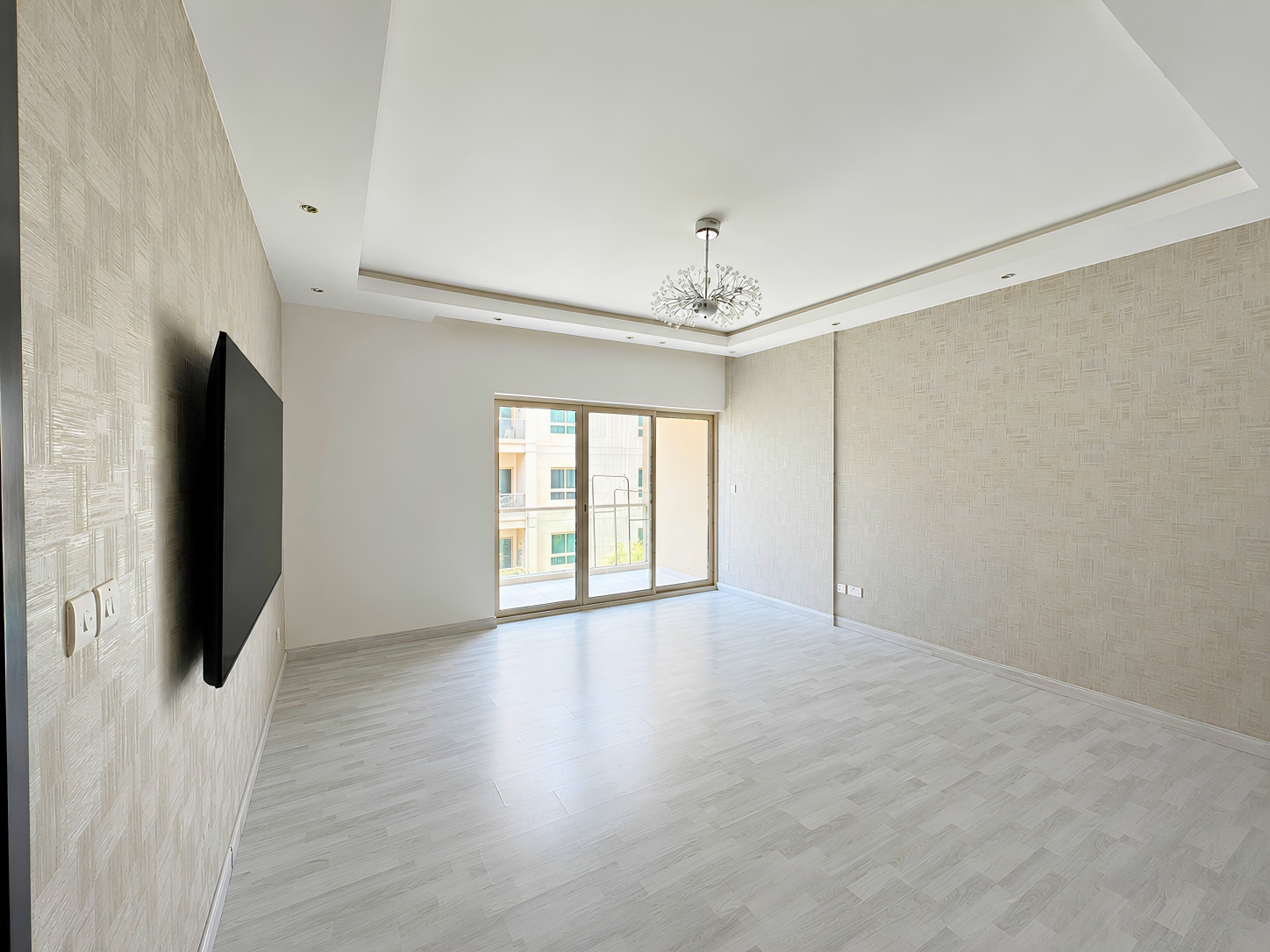 Best Location | Family community | Close to Metro